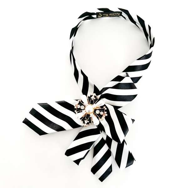 Neckerchief necktie stripe pattern