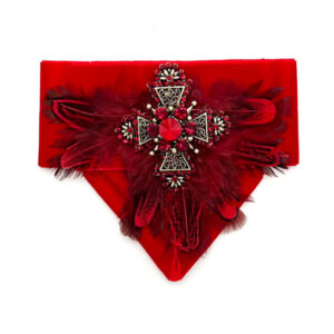 Classic chic style brooch in royal red