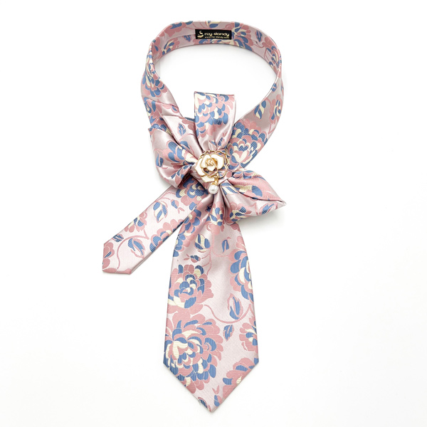 Ascot necktie floral pattern